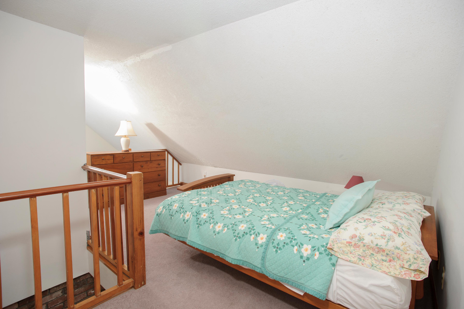 21 Schoolhouse Road Edgartown, MA 02539 - Photo 23 of 24 Loft space with bed