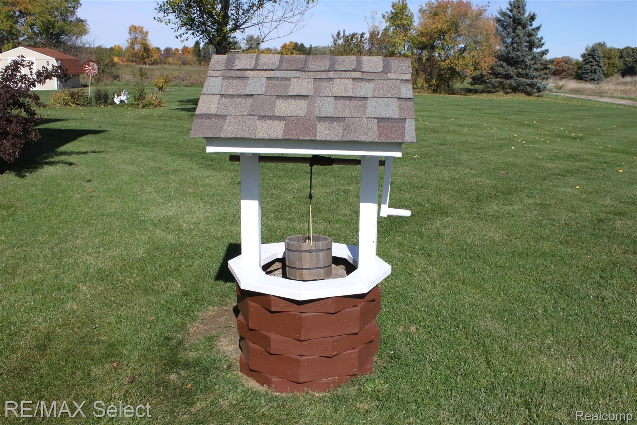 1334 West Ray Road Fenton, MI 48430 - Photo 26 of 30 IMG_1742.JPG