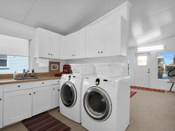 $194,900 | 233 Eagle Road, Unit 233, Naples, FL 34114