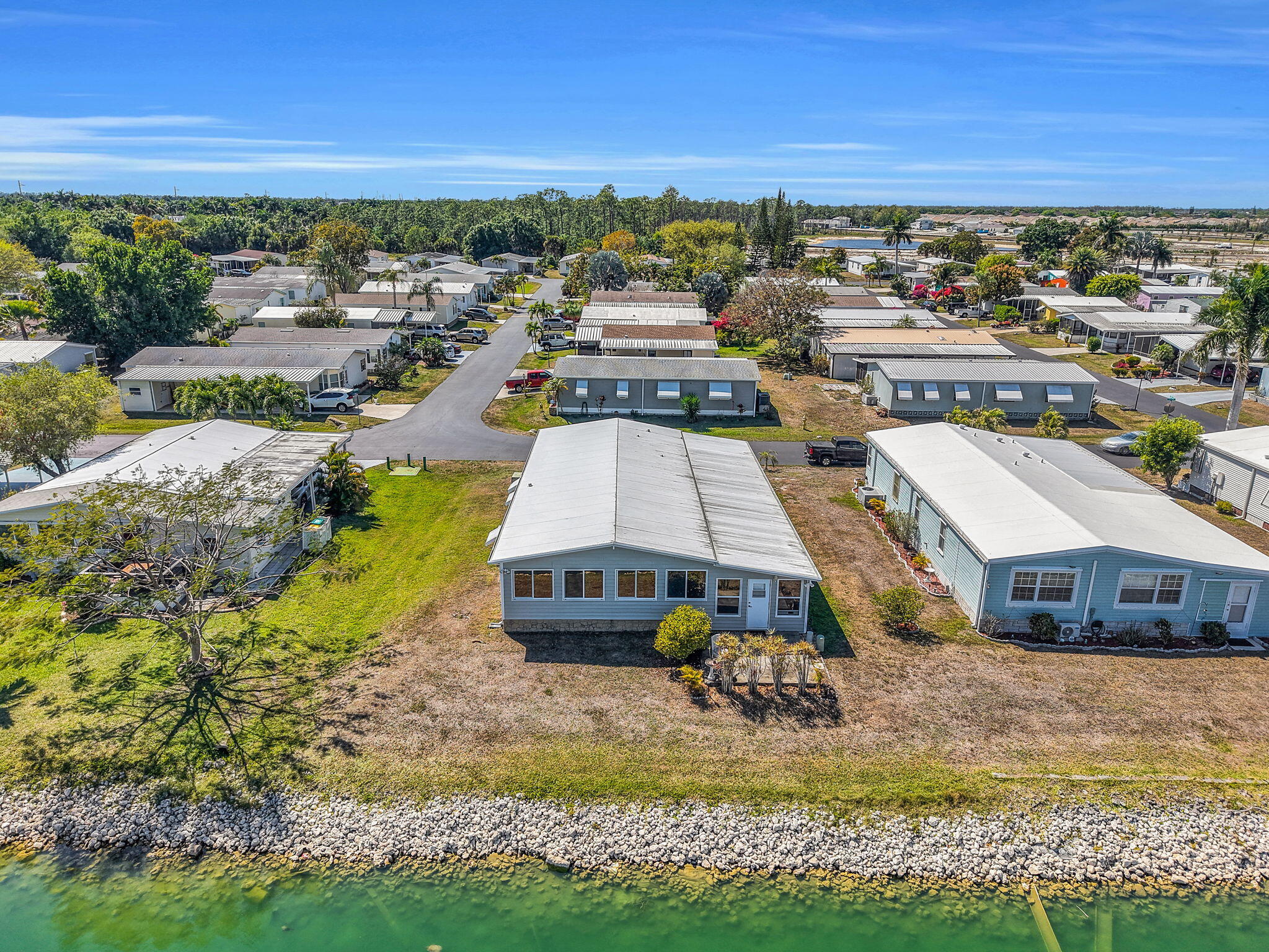 233 Eagle Road, Unit 233 Naples, FL 34114 - Photo 18 of 20 19-web-or-mls-233 Eagle-19