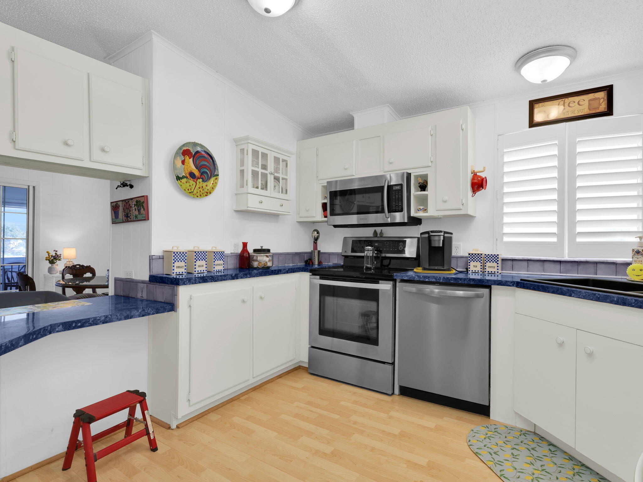 233 Eagle Road, Unit 233 Naples, FL 34114 - Photo 3 of 20 8-web-or-mls-233 Eagle-8
