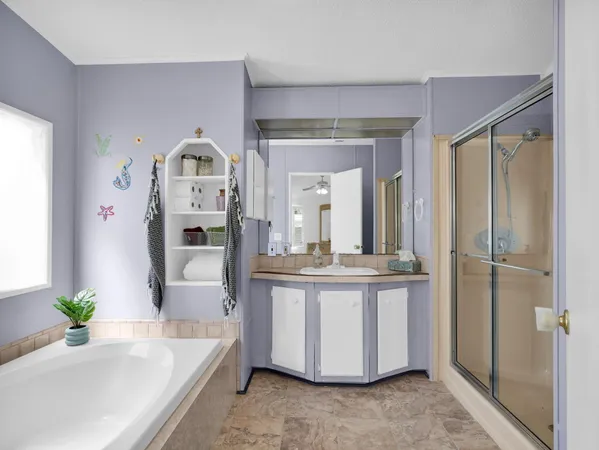 $194,900 | 233 Eagle Road, Unit 233, Naples, FL 34114