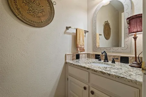 $560,000 | 14683 Plage Lane, Addison, TX 75001