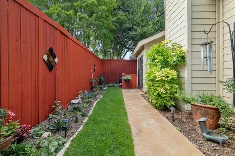 $560,000 | 14683 Plage Lane, Addison, TX 75001