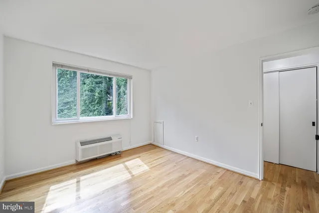 $465,000 | 4114 Davis Place Northwest, Unit 311, Washington, DC 20007