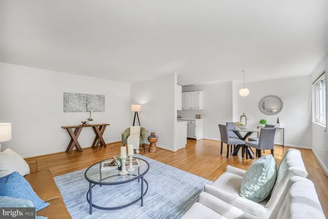 $465,000 | 4114 Davis Place Northwest, Unit 311, Washington, DC 20007