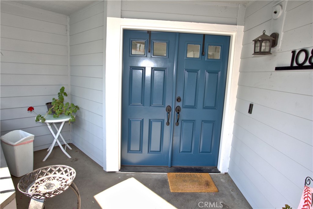1083 Lakeview Terrace Azusa, CA 91702 - Photo 10 of 36 a view of an entryway of the house