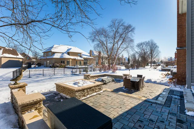 $949,713 | 2652 Charlestowne Lane, Naperville, IL 60564