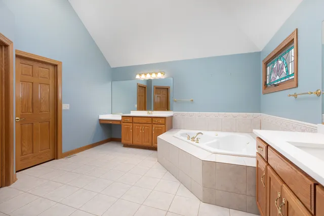 $949,713 | 2652 Charlestowne Lane, Naperville, IL 60564