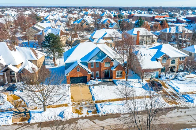 $949,713 | 2652 Charlestowne Lane, Naperville, IL 60564