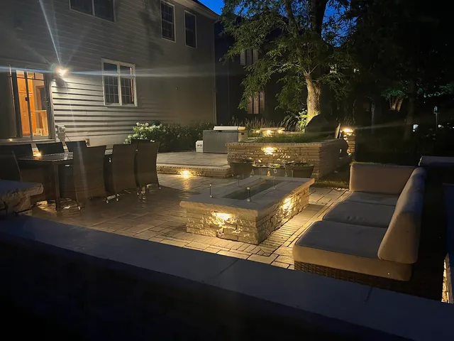 $949,713 | 2652 Charlestowne Lane, Naperville, IL 60564