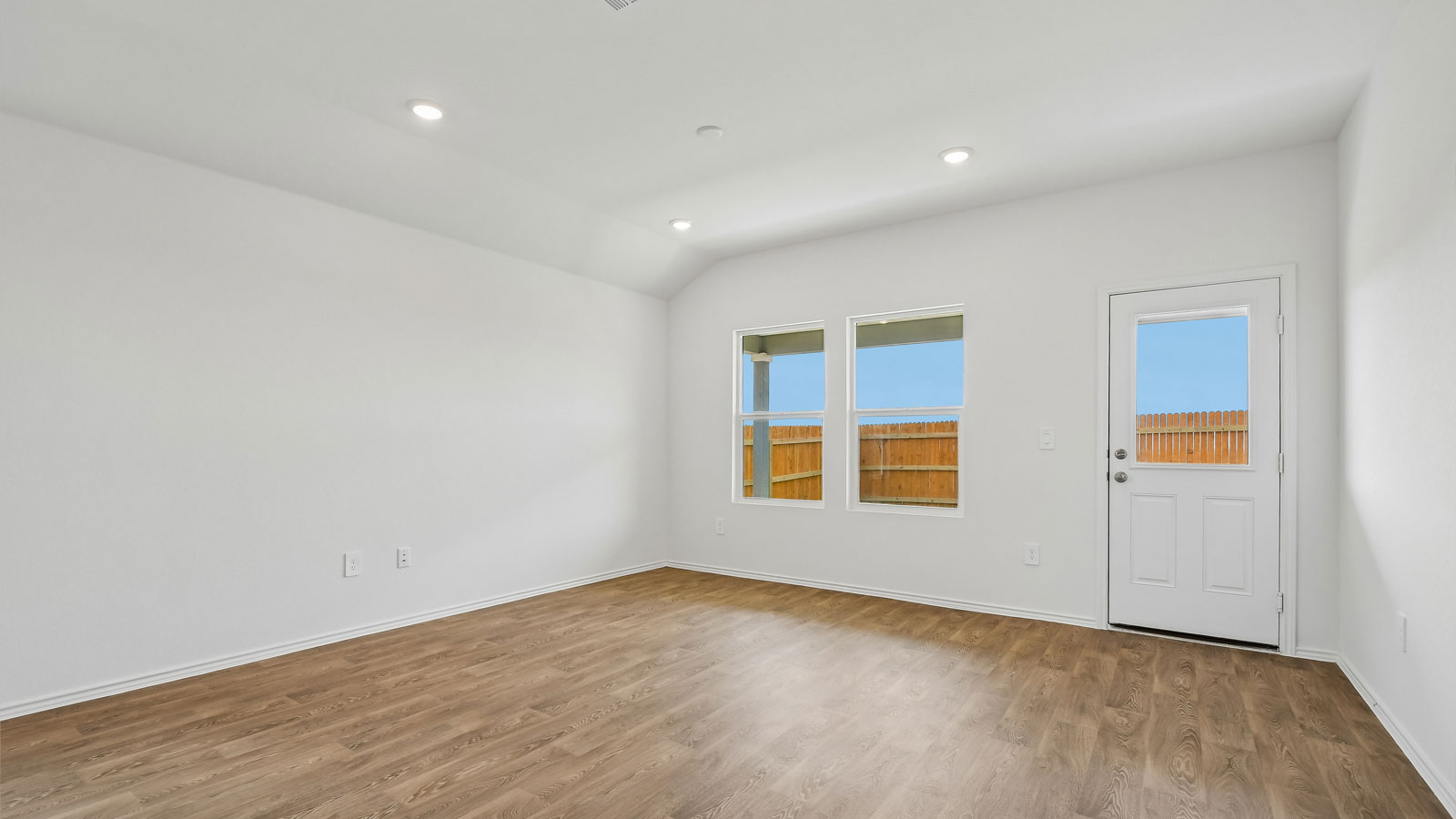 12020 Pike Bend Mustang Ridge, TX 78610 - Photo 6 of 30