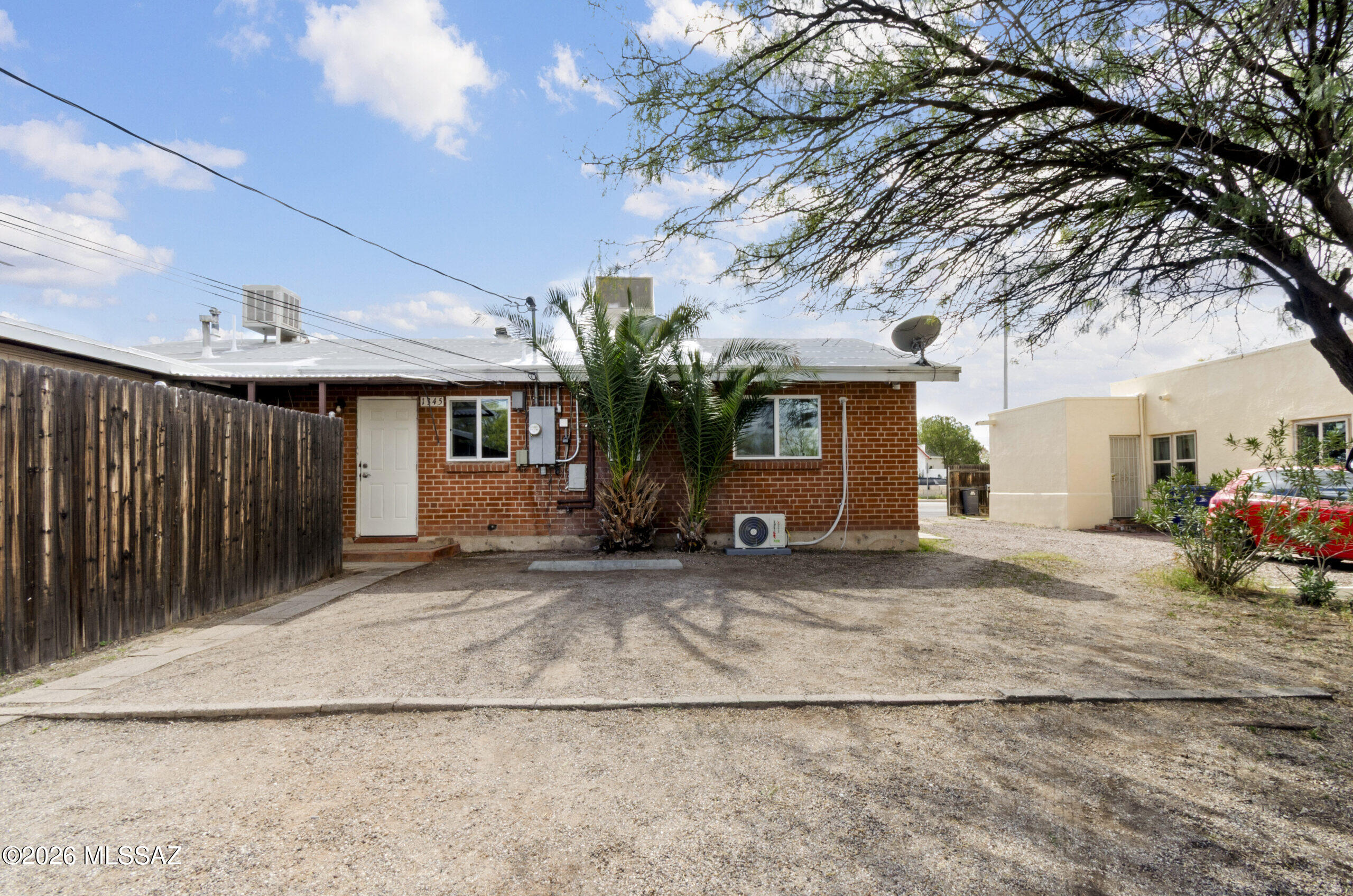 1345 East Grant Road, Unit 1 Tucson, AZ 85719 - Photo 2 of 17