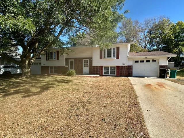 $269,000 | 1429 Spartan Avenue, Albert Lea, MN 56007