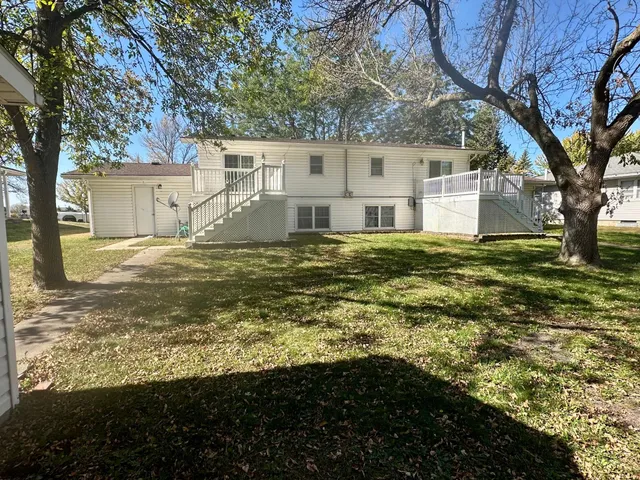 $269,000 | 1429 Spartan Avenue, Albert Lea, MN 56007