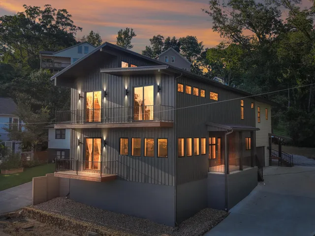 $1,065,000 | 509 Eaves Place, Chattanooga, TN 37405