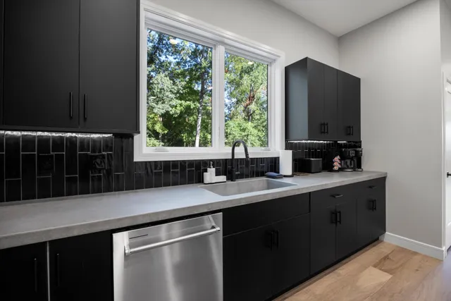 $1,065,000 | 509 Eaves Place, Chattanooga, TN 37405