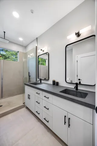 $1,065,000 | 509 Eaves Place, Chattanooga, TN 37405