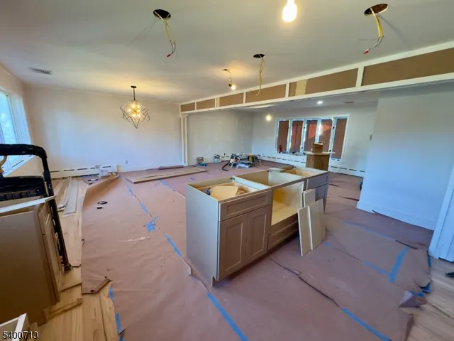 $7,000 | 581 Mazur Avenue, Paramus, NJ 07652