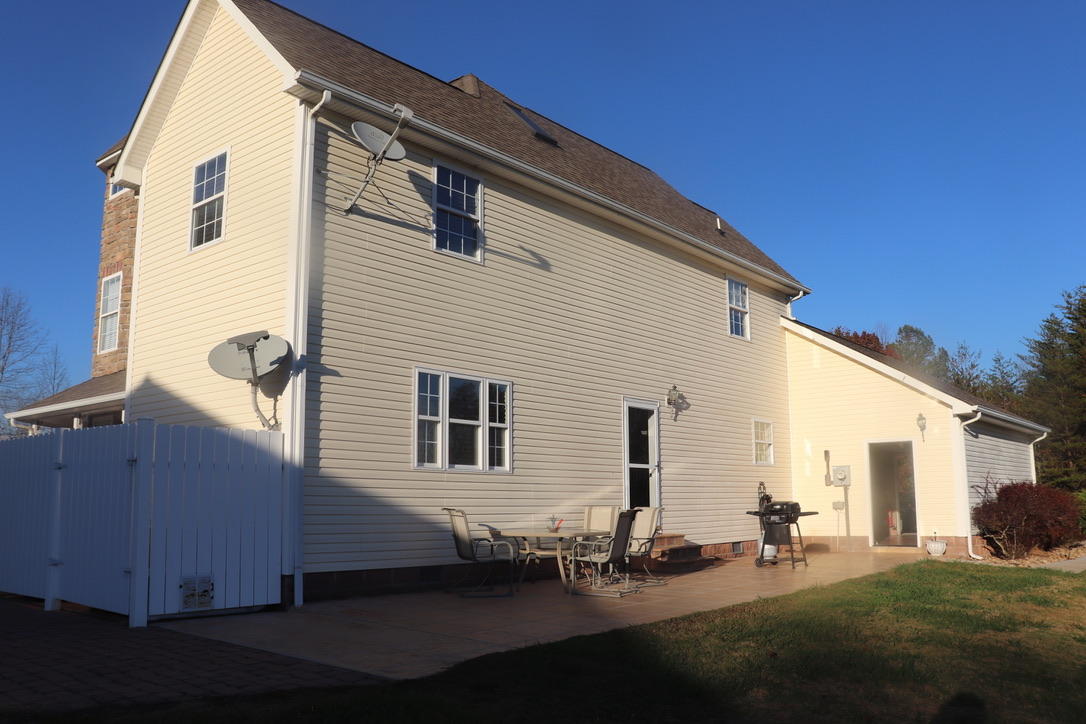 582 Bethlehem Road Madisonville, TN 37354 - Photo 3 of 38 74179C81-C39F-4CBF-BA69-5E193B63F6EE_1_1
