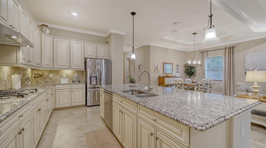 17467 Hickok Belt Loop Lakewood Ranch, FL 34211 - Photo 14 of 91