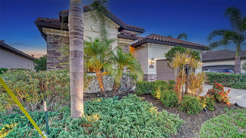 17467 Hickok Belt Loop Lakewood Ranch, FL 34211 - Photo 2 of 91