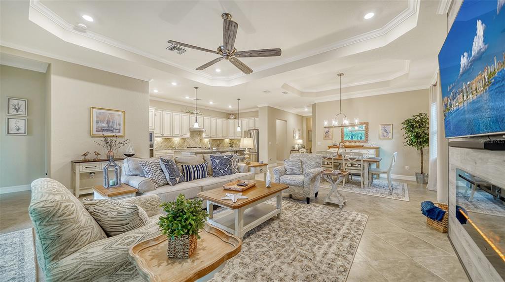 17467 Hickok Belt Loop Lakewood Ranch, FL 34211 - Photo 9 of 91