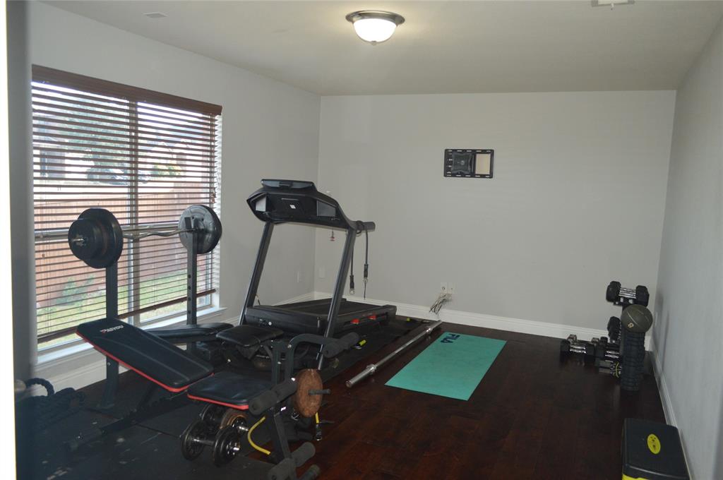 3965 Hunter Peak Road Fort Worth, TX 76262 - Photo 9 of 19