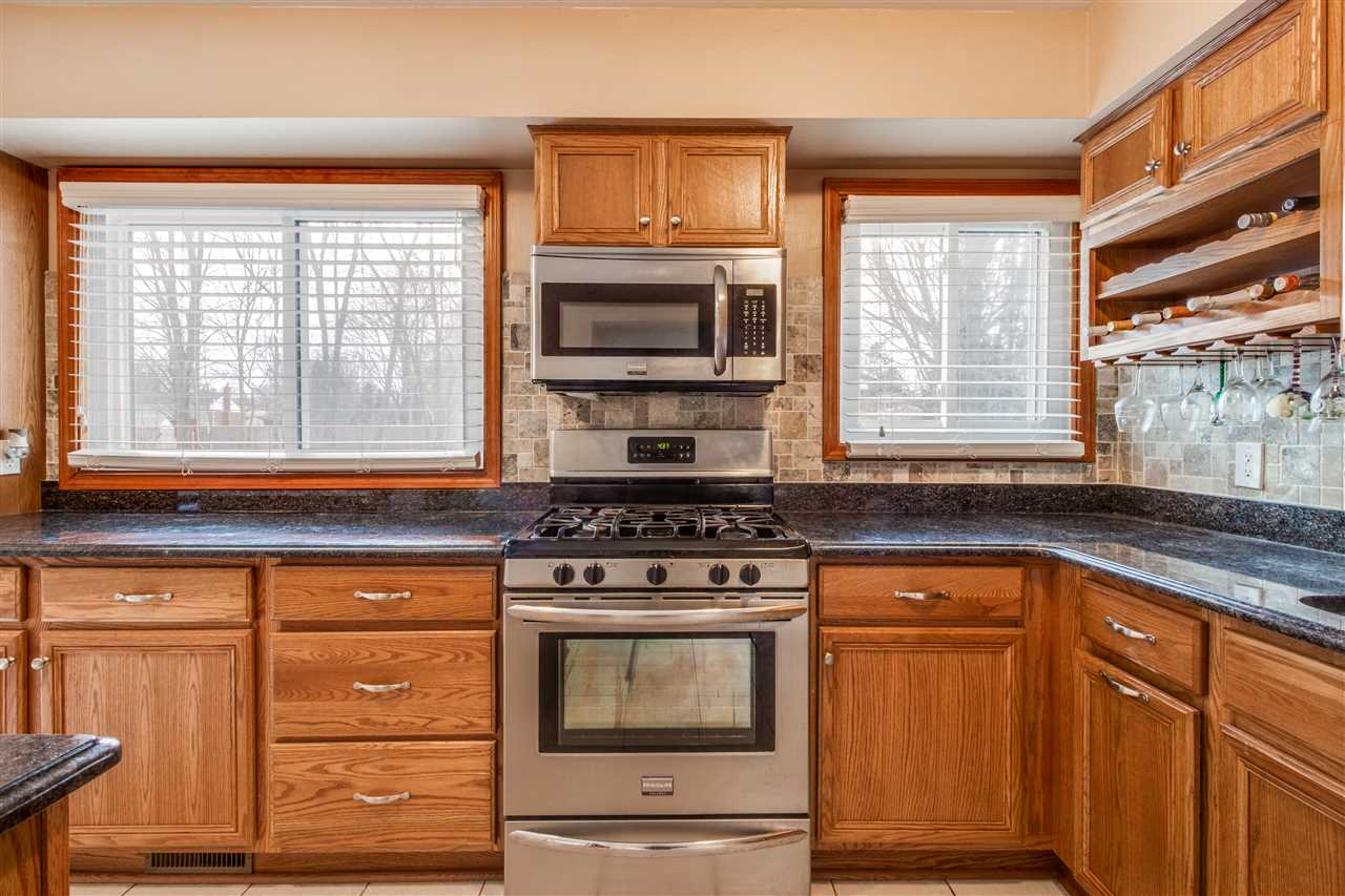 1031 Watson Road Saline, MI 48176 - Photo 7 of 27 31373147-6.JPG