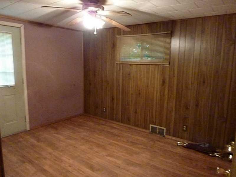 958 Cliff Mine Road Coraopolis, PA 15108 - Photo 12 of 25 Bedroom.