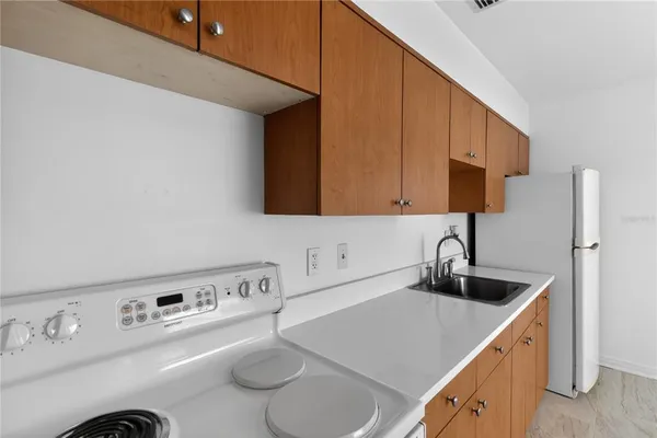 $2,900 | 1060 Iroquois Street, Unit A, Clearwater, FL 33755