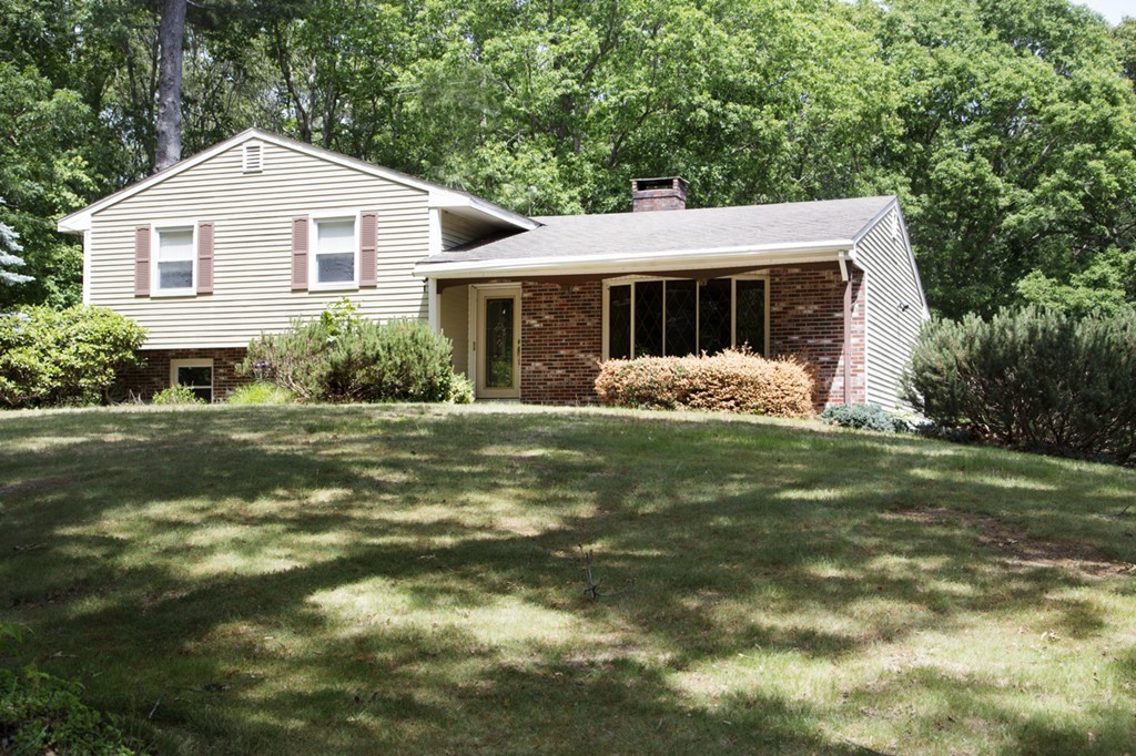 65 Smith Road Burrillville, RI 02830 - Photo 4 of 21