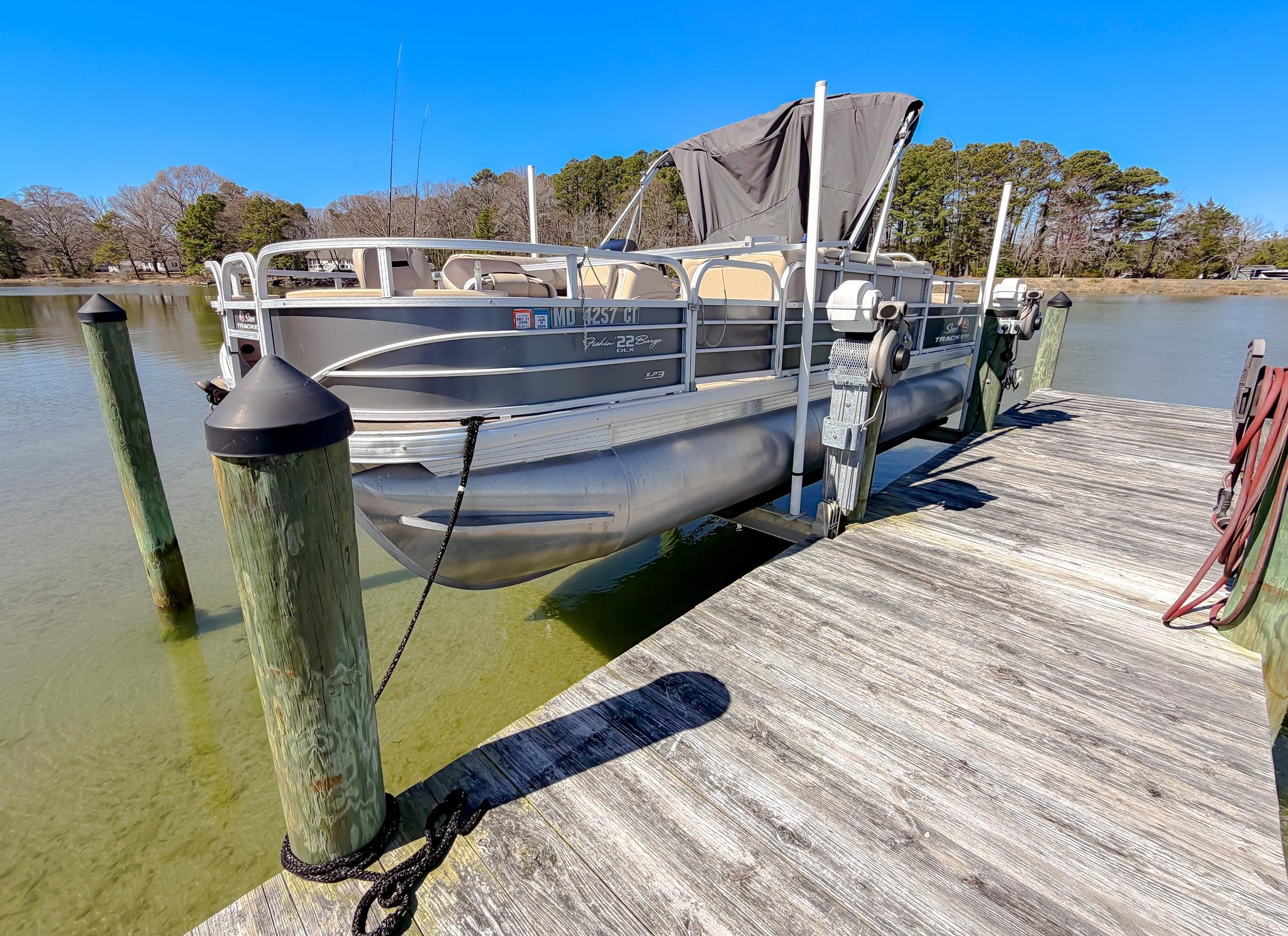 49716 Airedele Road Ridge, MD 20680 - Photo 79 of 115 Boat lift