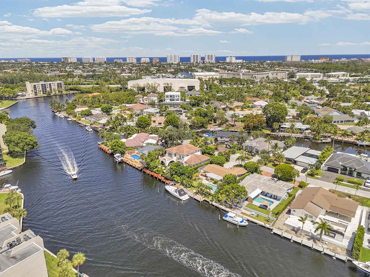 21 Royal Palm Way, Unit 4050 Boca Raton, FL 33432 - Photo 6 of 57 Lagoon Entrance