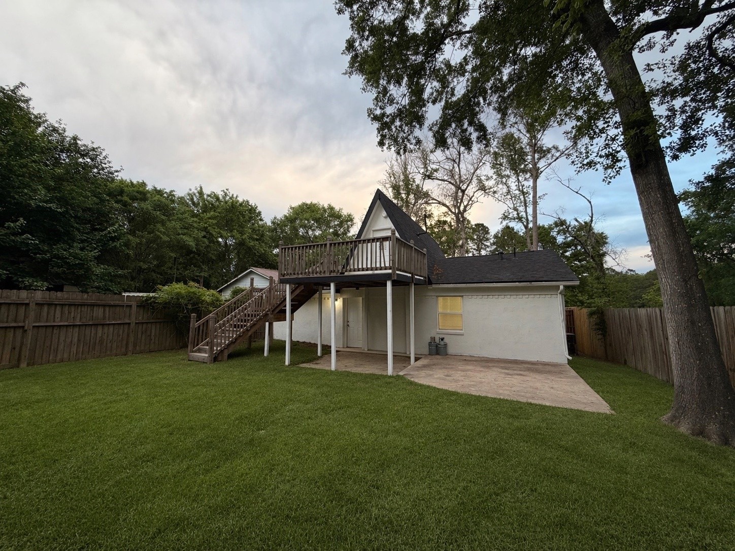 408 Commanche Road Conroe, TX 77316 - Photo 2 of 9