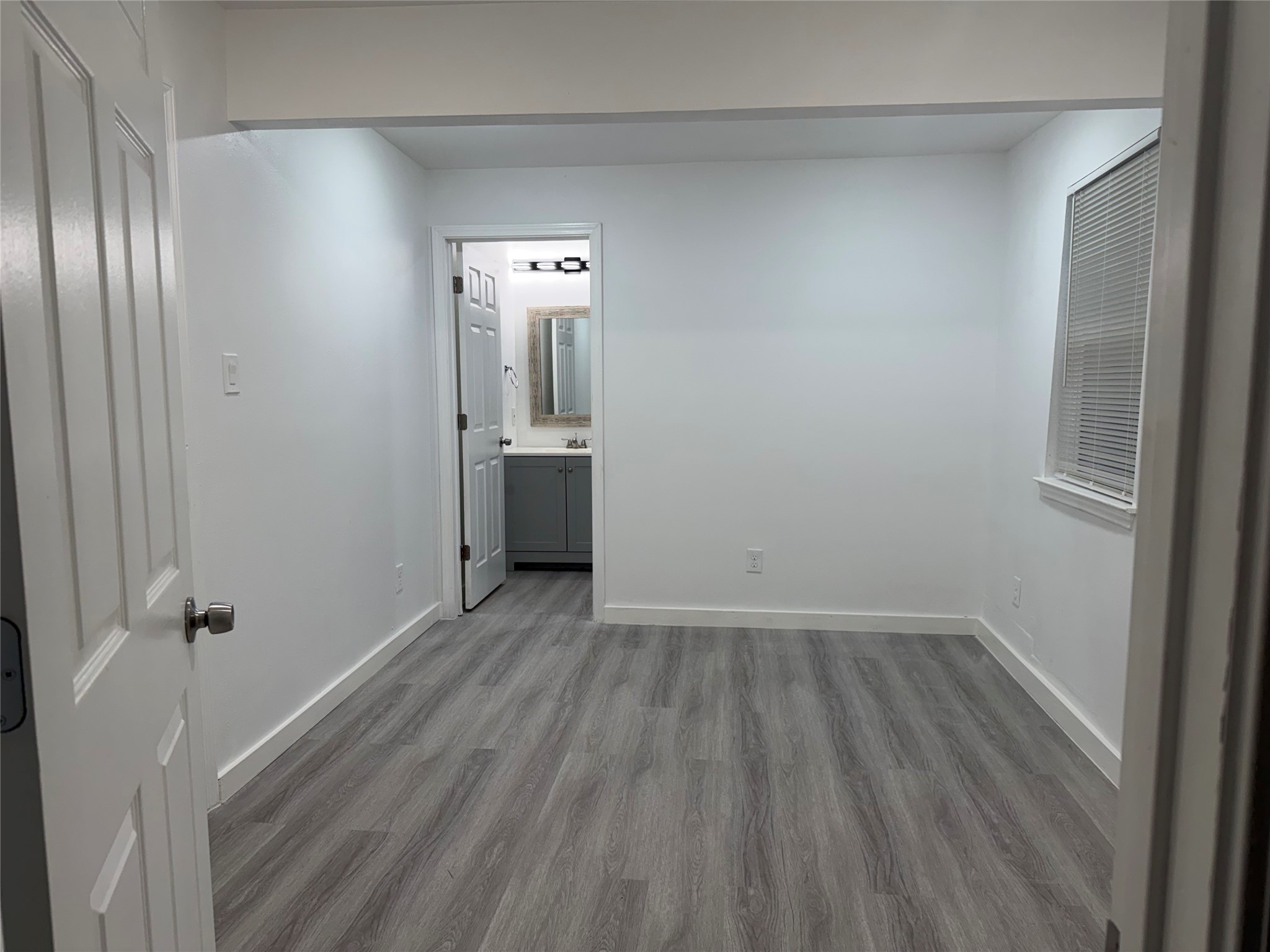 408 Commanche Road Conroe, TX 77316 - Photo 8 of 9