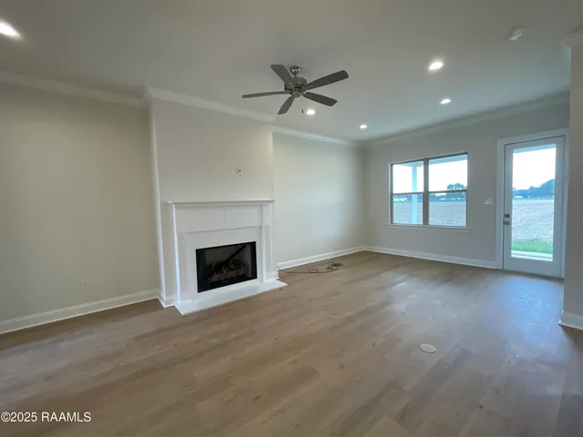 $431,381 | 303 Benson Grove Drive, Youngsville, LA 70592