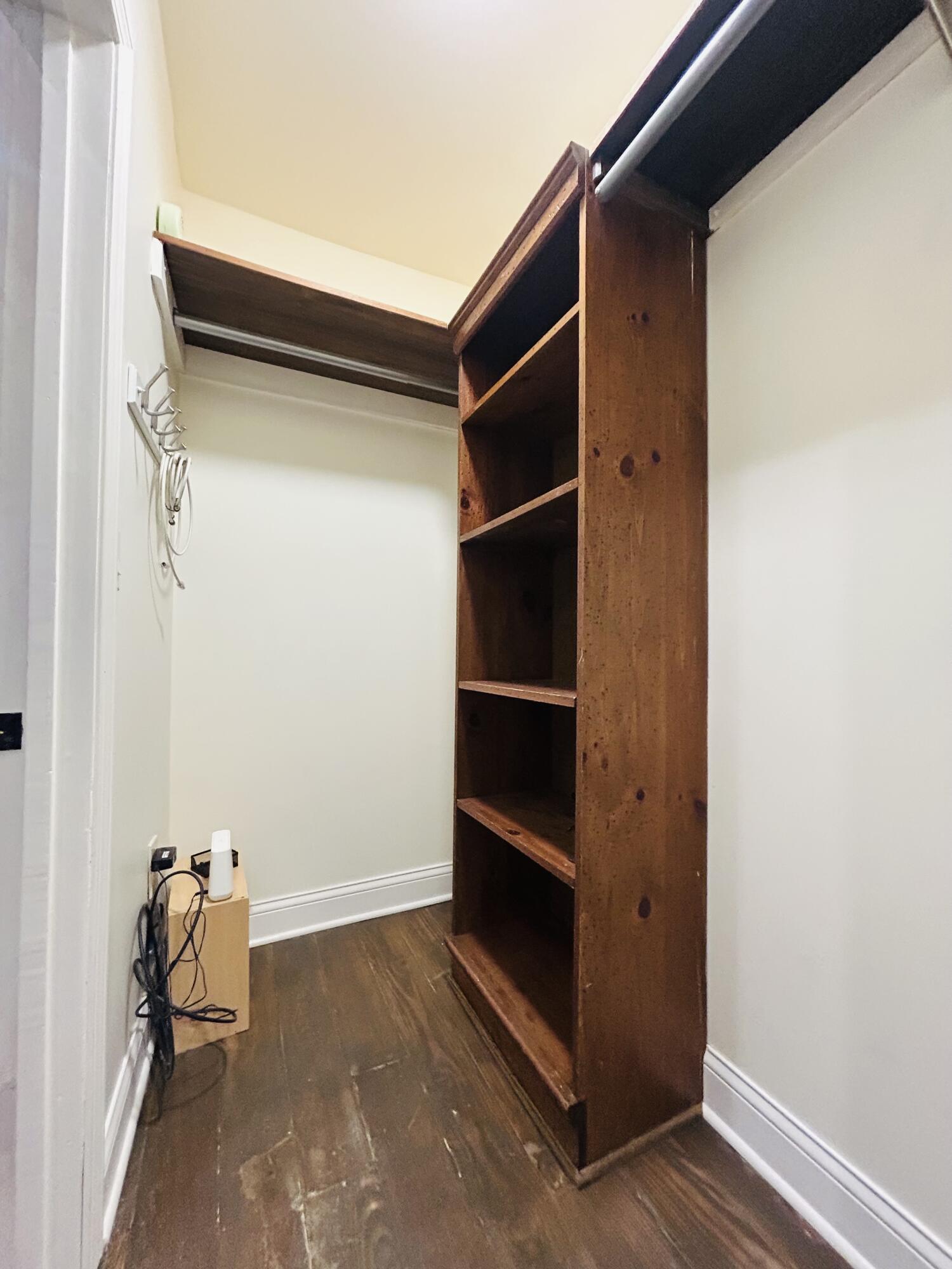 3624 Lowden Street Kalamazoo, MI 49008 - Photo 11 of 36 IMG_9210