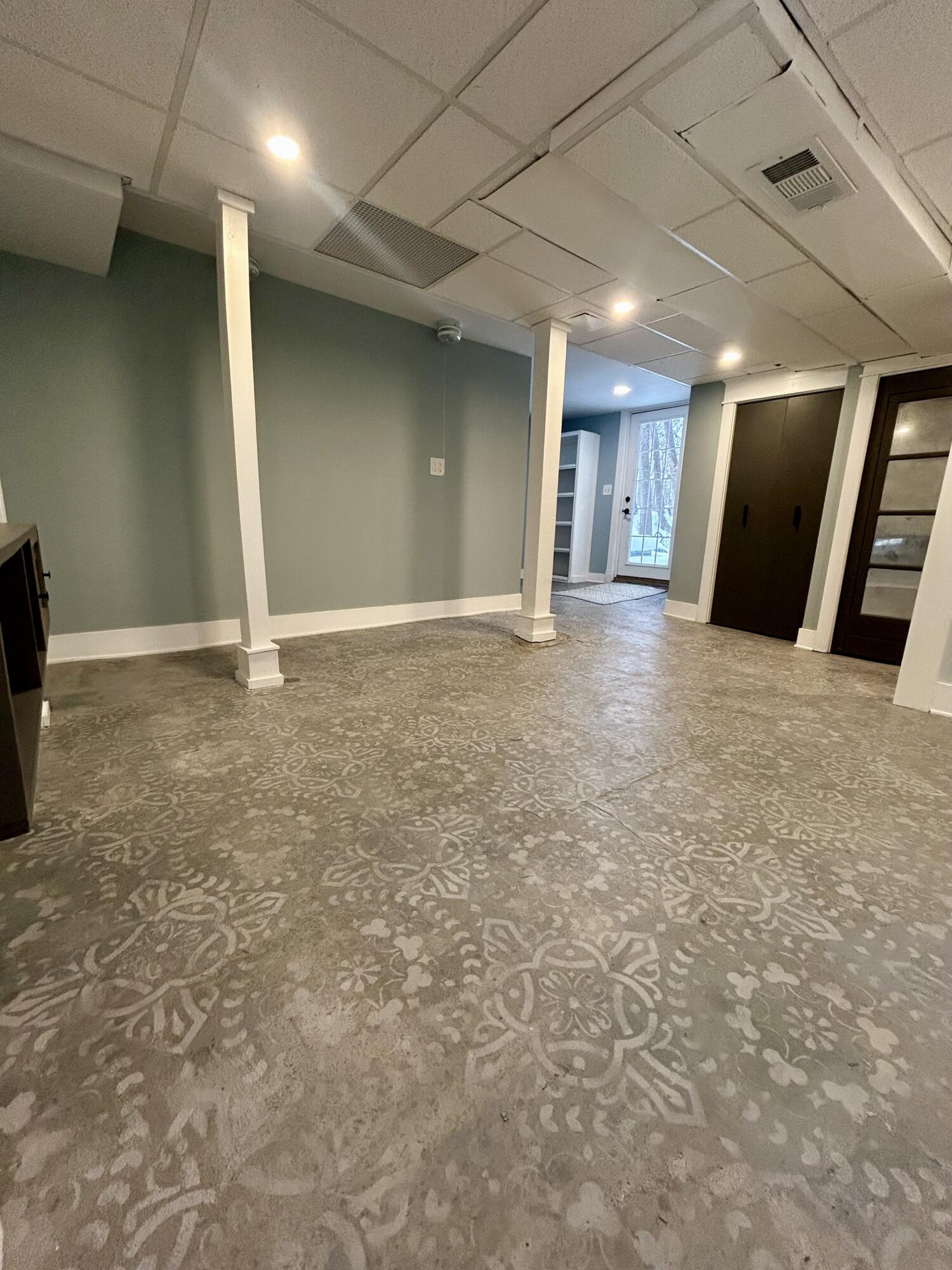 3624 Lowden Street Kalamazoo, MI 49008 - Photo 25 of 36 IMG_9253