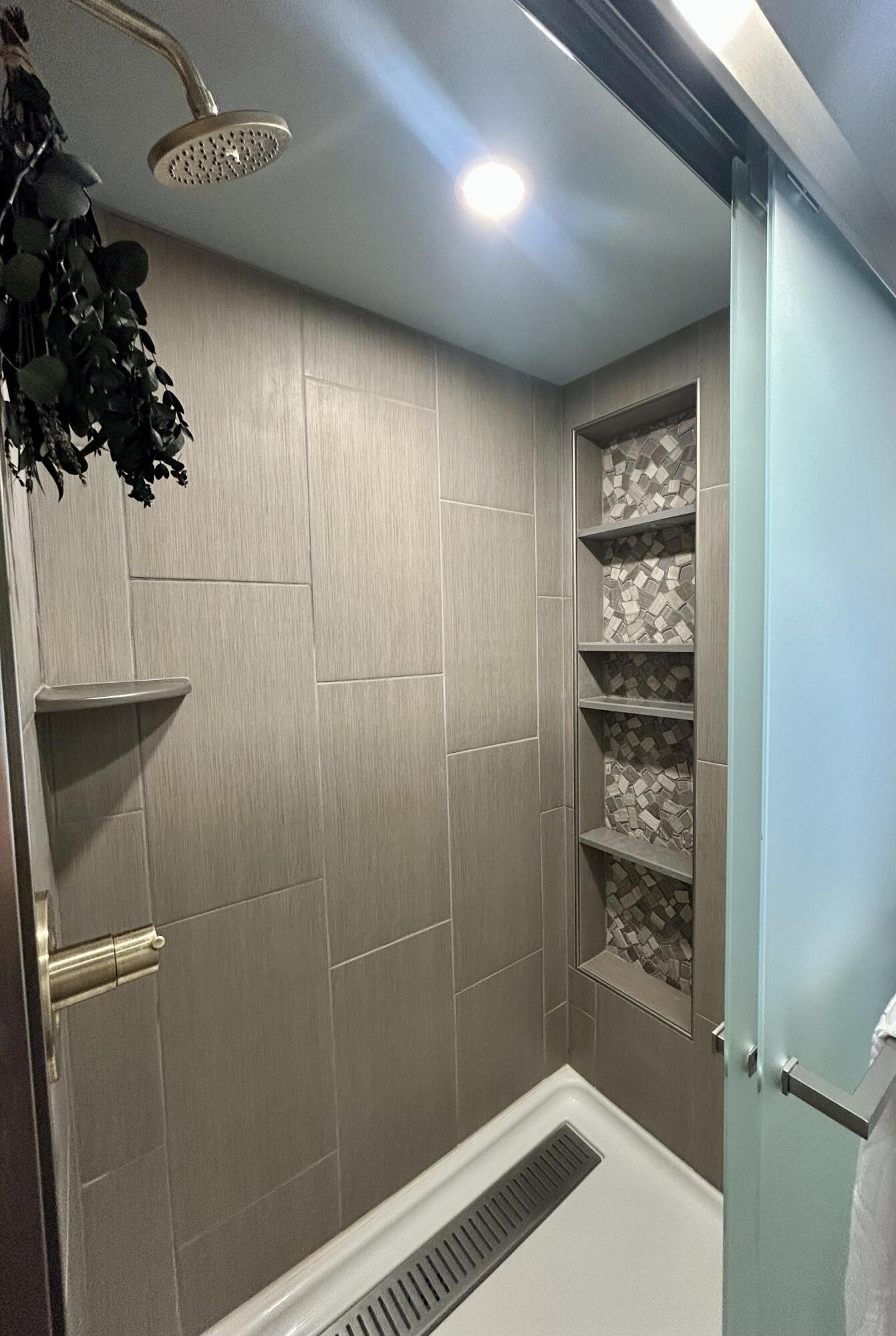 3624 Lowden Street Kalamazoo, MI 49008 - Photo 29 of 36 IMG_9242