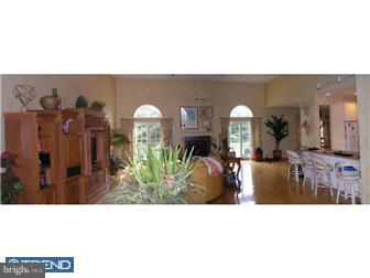 625 Devon Court Mickleton, NJ 08056 - Photo 4 of 12 Family Room