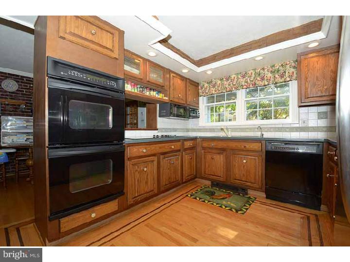 615 Fairview Road Penn Valley, PA 19072 - Photo 4 of 14