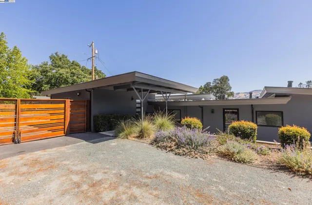 $2,899,900 | 5 Sky Terrace, Danville, CA 94526