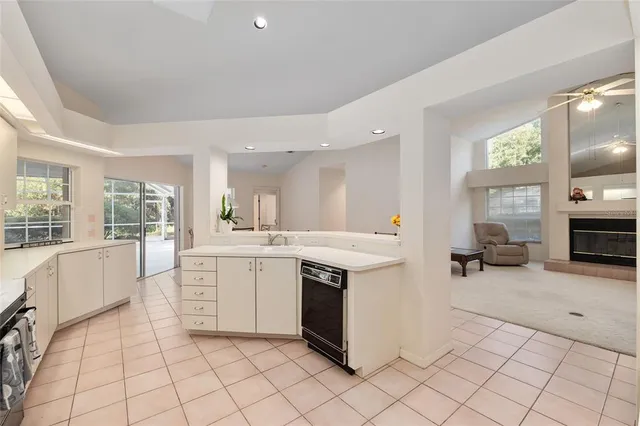 $645,000 | 4704 Northwest 57th Drive, Gainesville, FL 32653