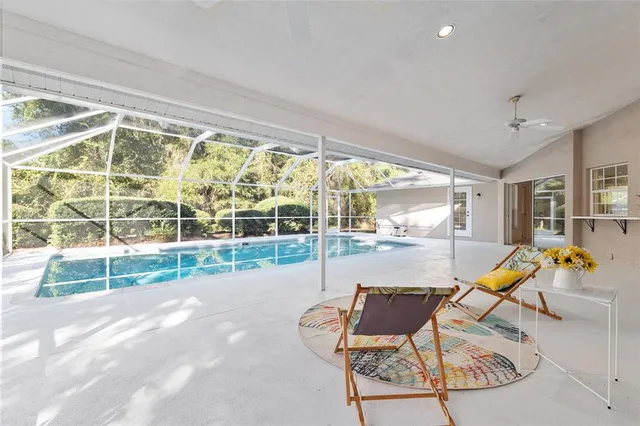 $645,000 | 4704 Northwest 57th Drive, Gainesville, FL 32653