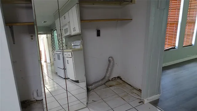 a view of a storage & utility room