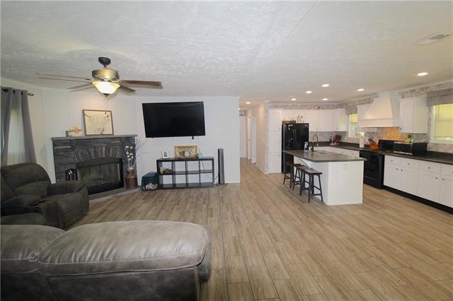 776 East Meade Road Pollock, LA 71467 - Photo 4 of 16