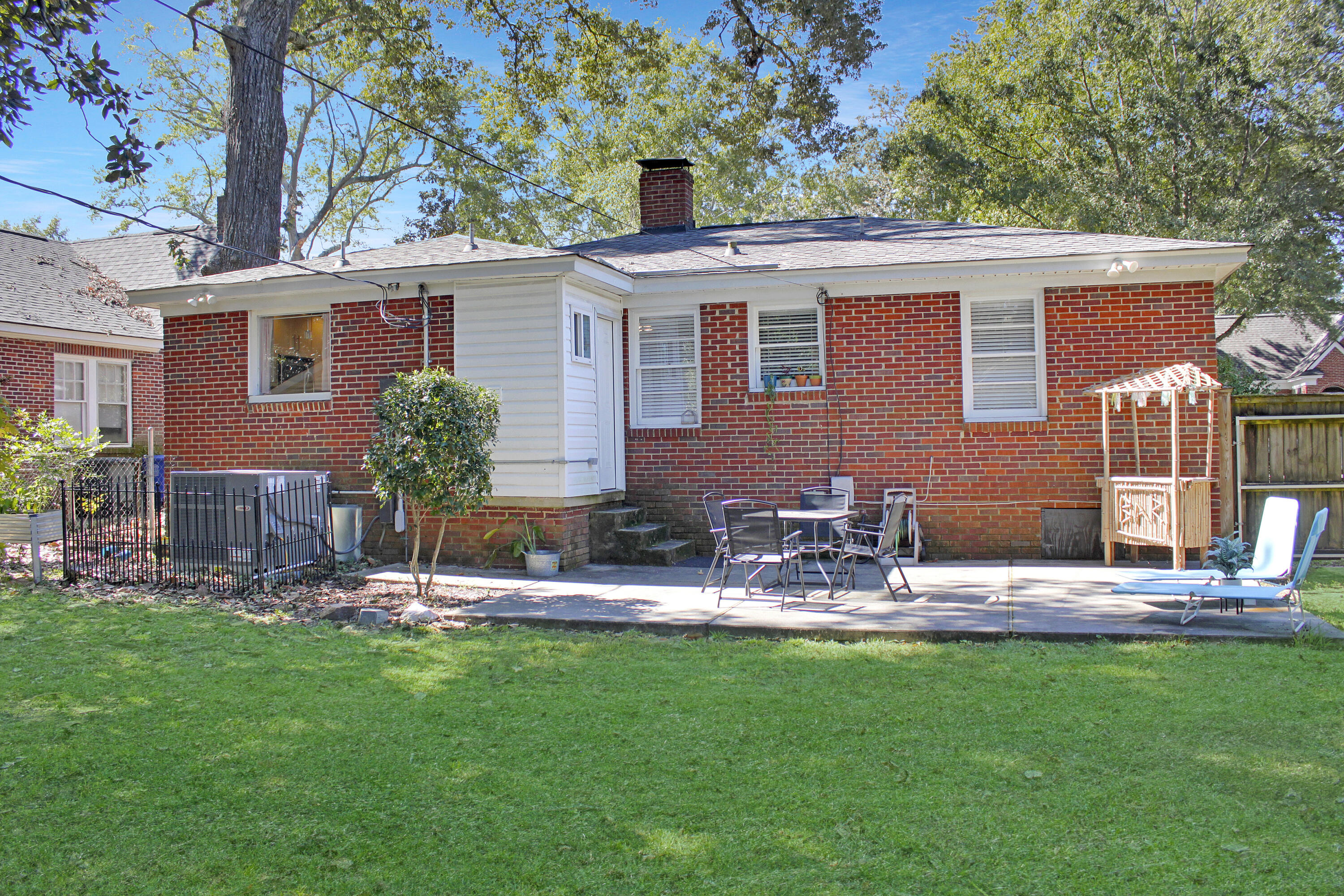 516 Wando Street Columbia, SC 29205 - Photo 11 of 17 Rear