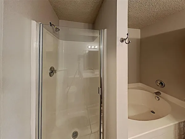 $2,260 | 2104 Navada Way, Fort Worth, TX 76247