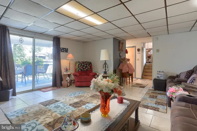 a living room filled with furniture